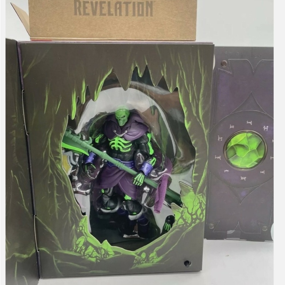 Scare Glow - Masters Of The Universe MV SDCC 2021 Figure- MotU REVELATION NWT